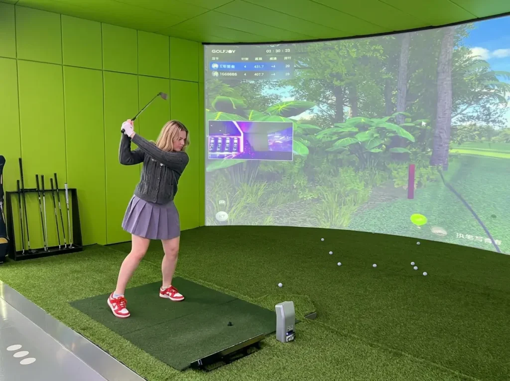 Commercial golf simulator